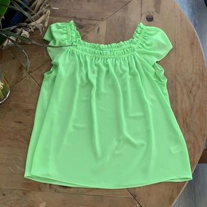 BRAND NEW Worn once green CeCe top size large